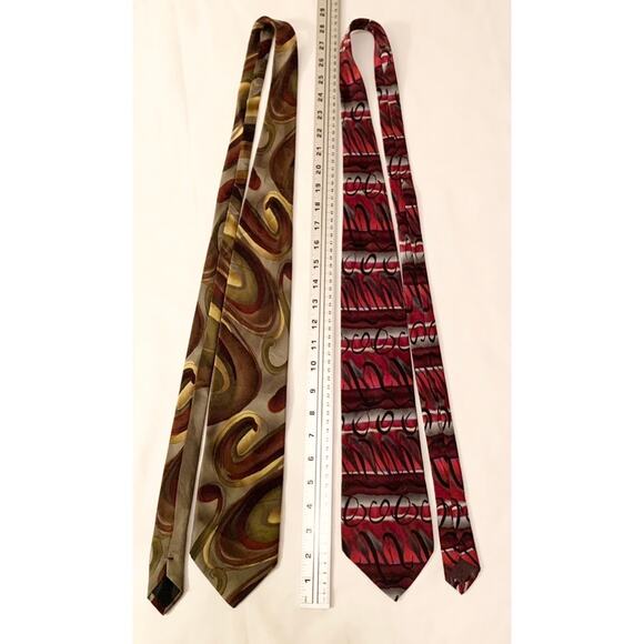 J. GARCIA 2 Pc Men’s Neck Ties Olive Green & Gold; Red, Gray, & Black 100% Silk - Picture 5 of 9